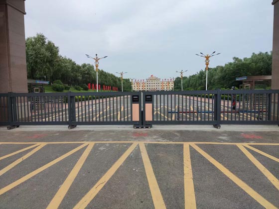 分段門案例